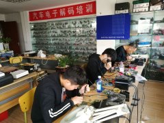 大奶男女操逼视频网站